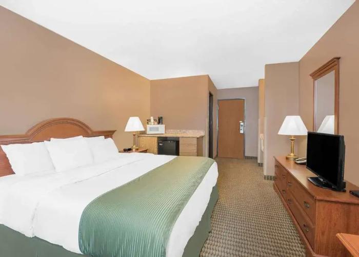 Days Inn Mitchell SD