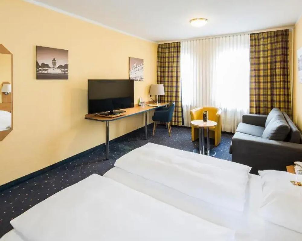 фото Central Hotel