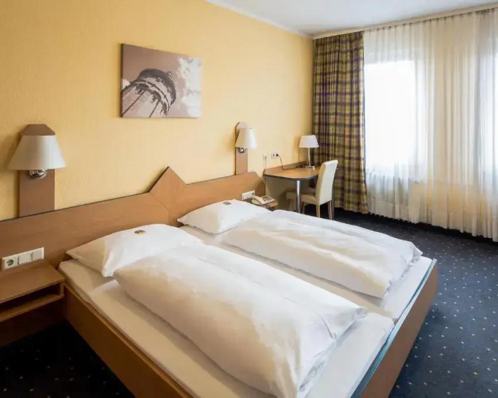 фото Central Hotel