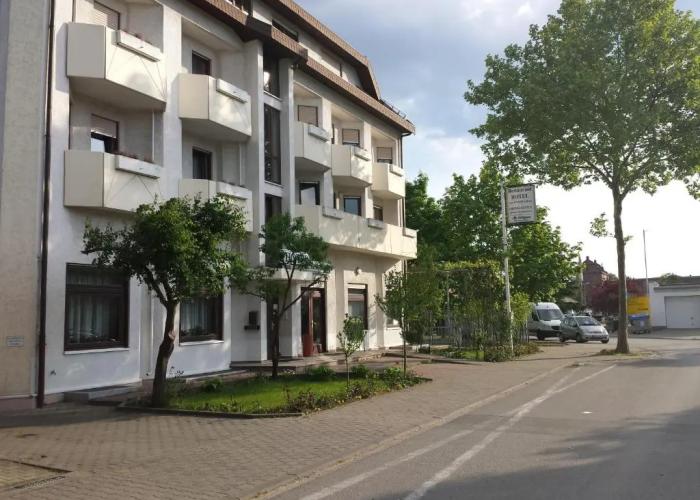 Am Exerzierplatz