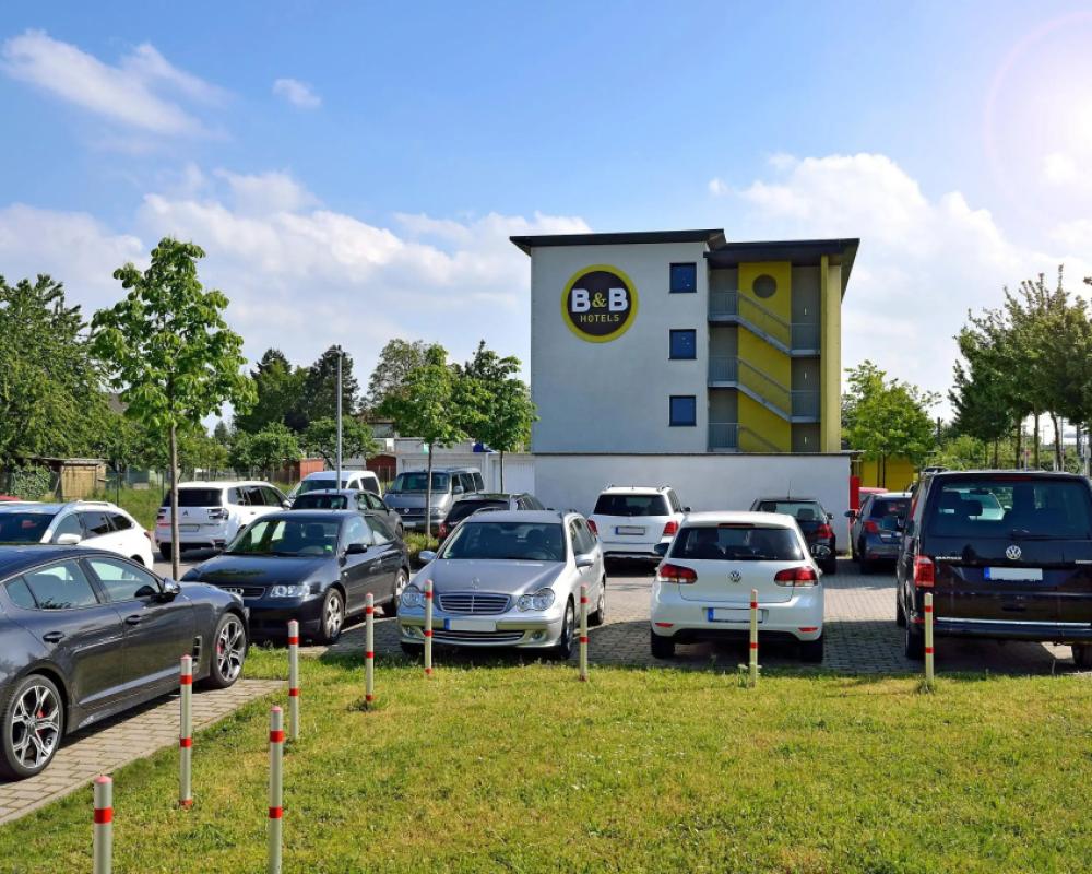 фото B&B Hotel Mannheim-Neuostheim
