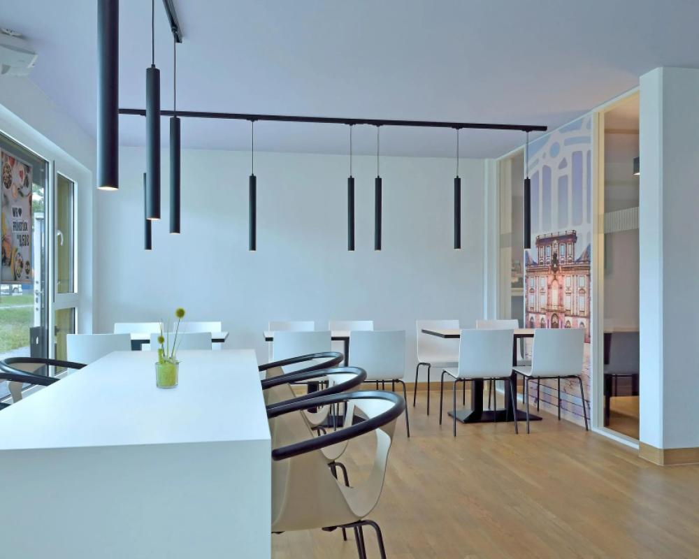 фото B&B Hotel Mannheim-Neuostheim
