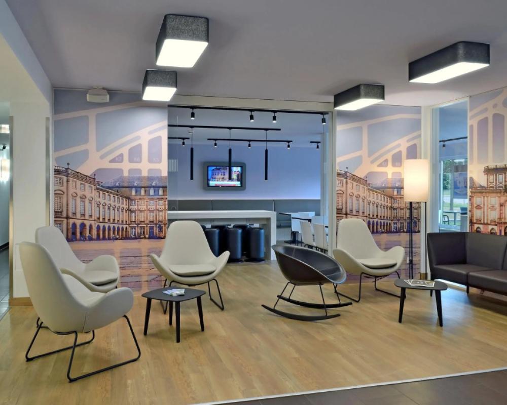 фото B&B Hotel Mannheim-Neuostheim
