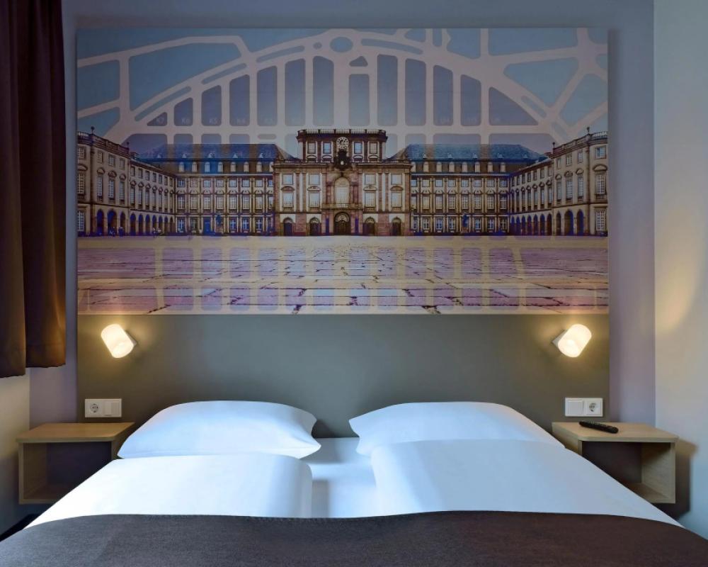 фото B&B Hotel Mannheim-Neuostheim
