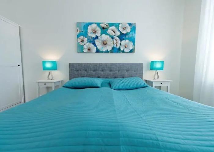 Townhouse Apartments