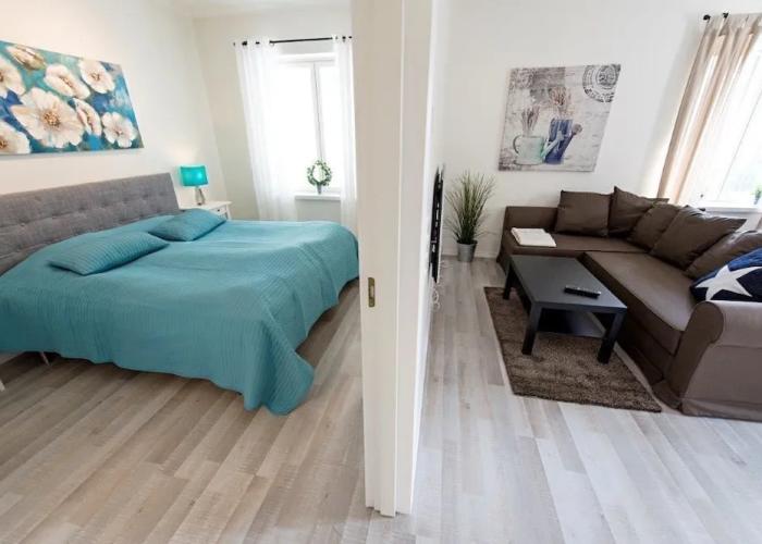 Townhouse Apartments