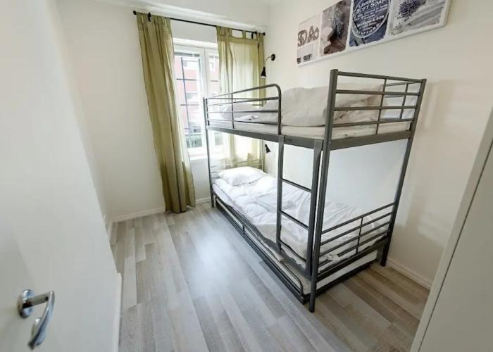 Townhouse Apartments