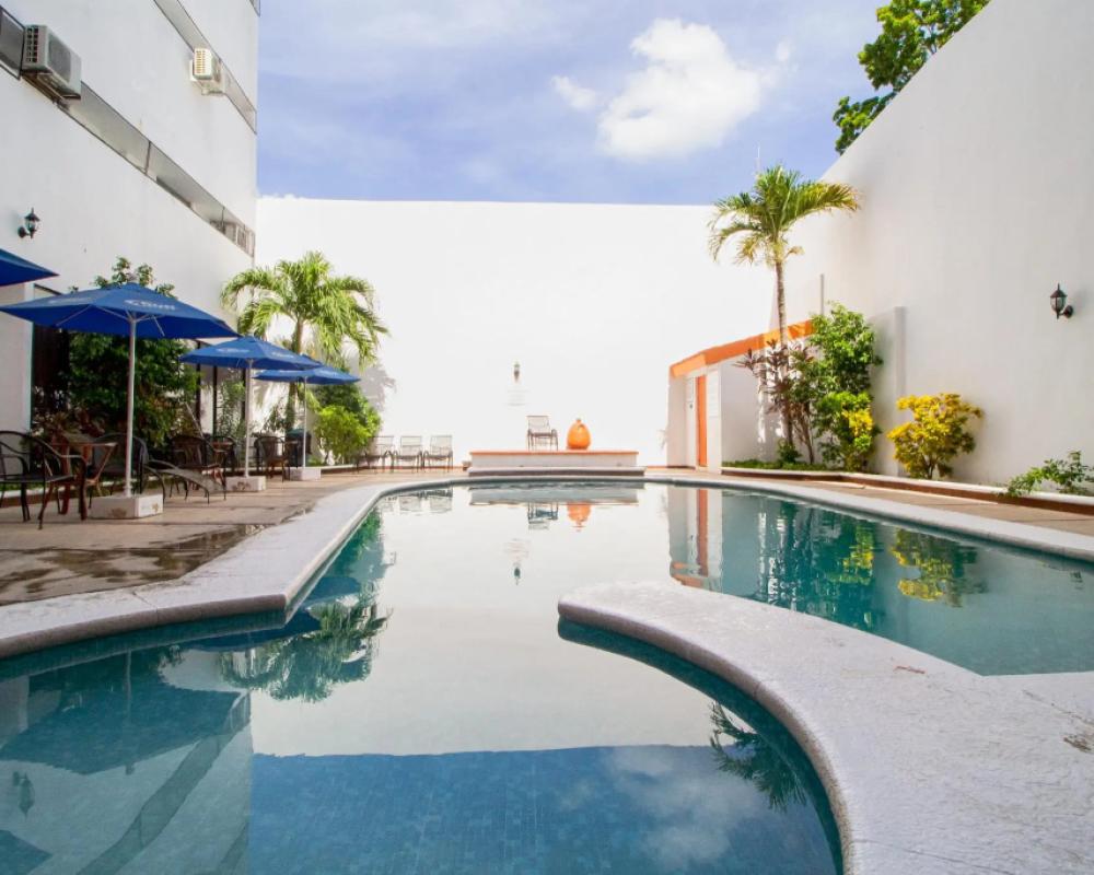 фото Hotel Ambassador Merida