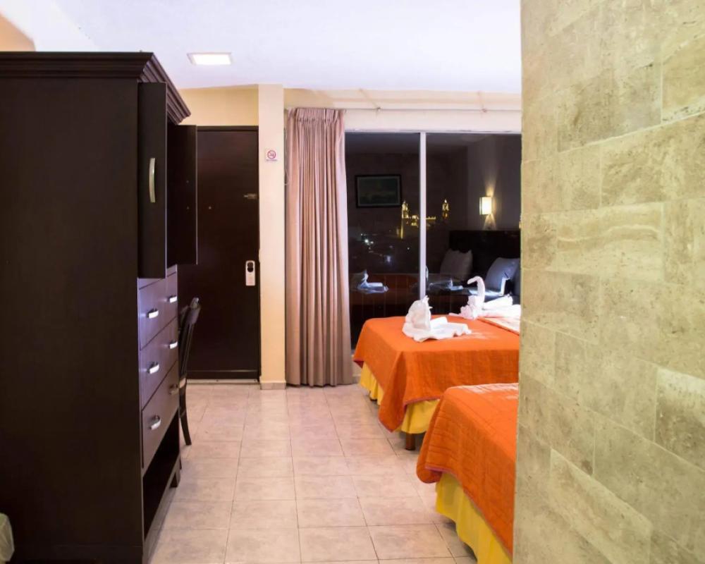 фото Hotel Ambassador Merida