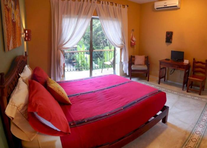 Casa Del Maya Bed & Breakfast