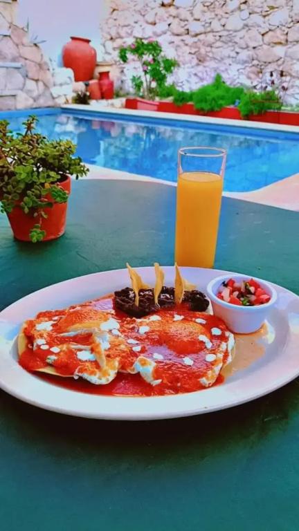фото Hotel Mucuy