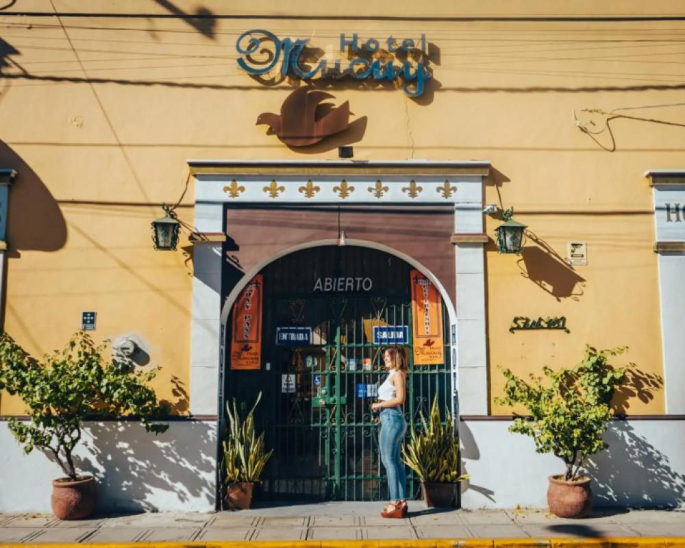 фото Hotel Mucuy