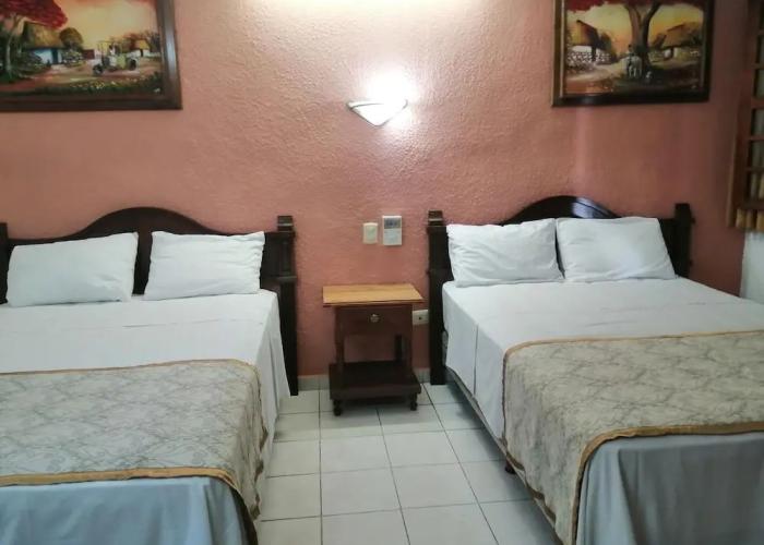HOSTAL Santa Lucia