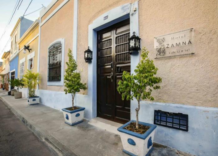 Hotel Zamna