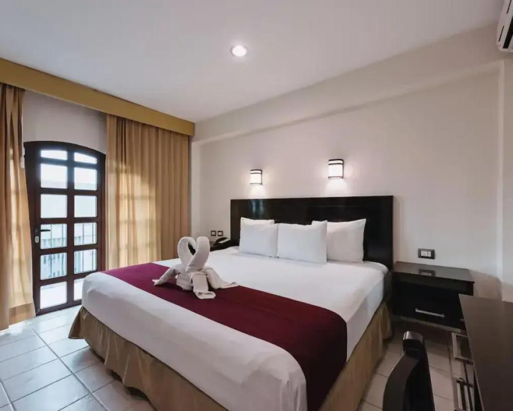 фото Hotel Colonial