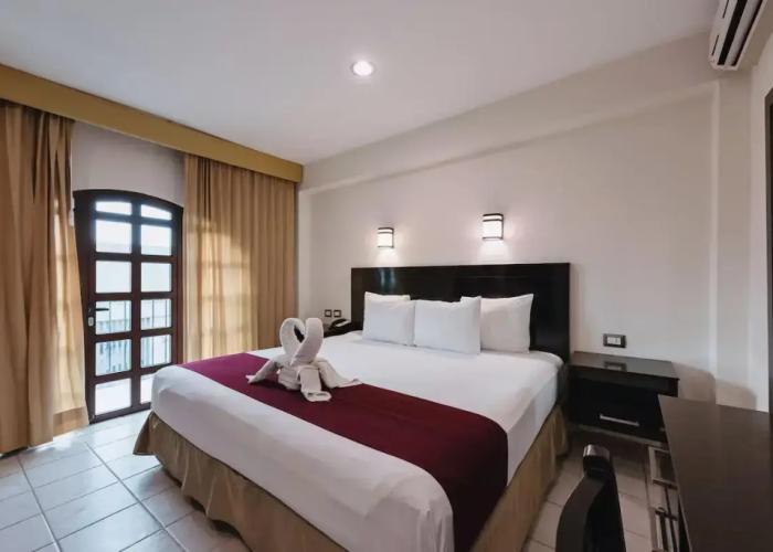 Hotel Colonial