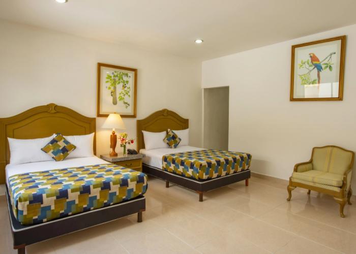 Hotel Embajadores