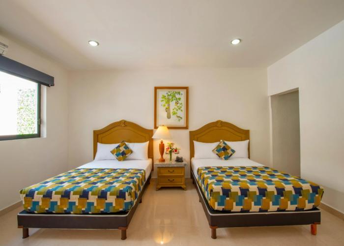 Hotel Embajadores
