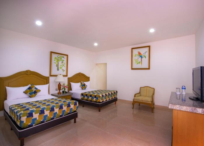 Hotel Embajadores