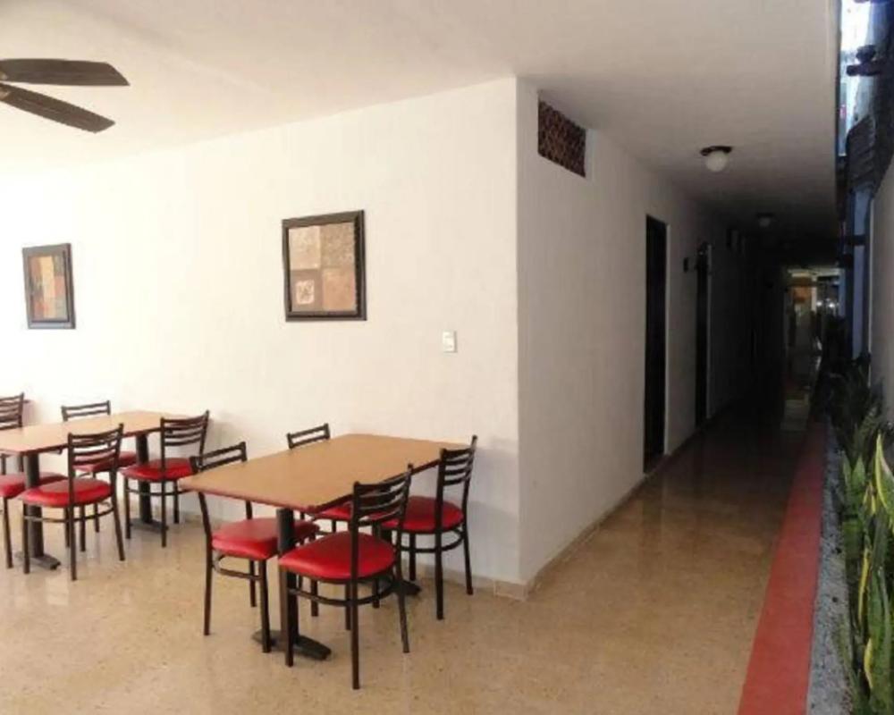фото Las Dalias Inn