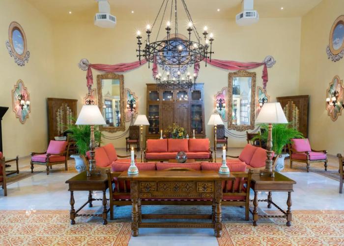 Hacienda Santa Cruz