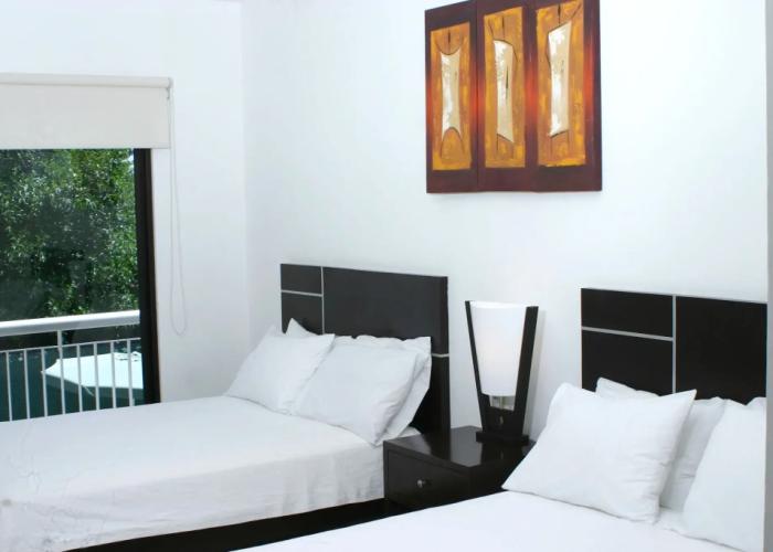 Hotel Holly