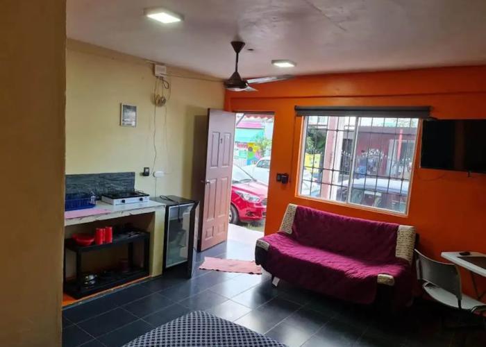 Independent Apartment Wifi AC, Stove, Fridge, TV