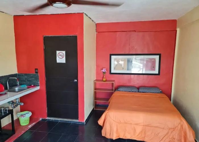 Super Cheap Loft Style Apartment in Merida Wifi Smartv
