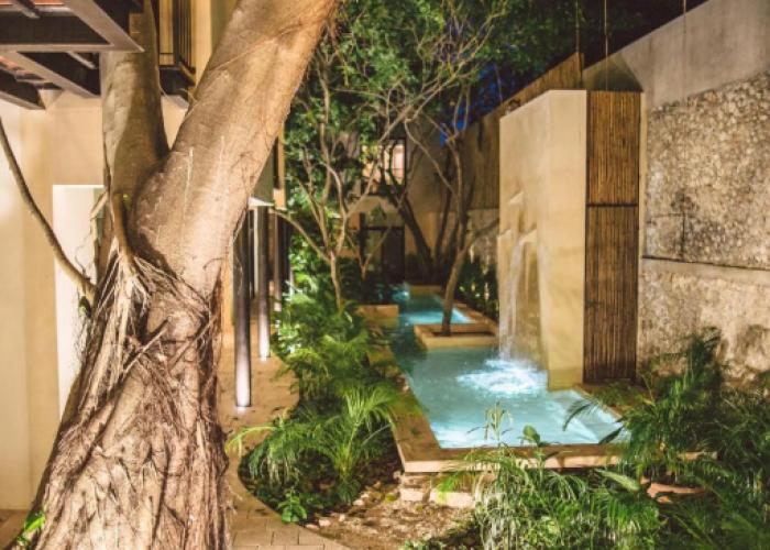 TreeHouse Boutique Hotel - Adults Only