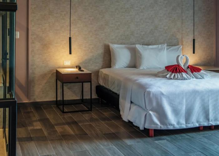 Hotel MID Project
