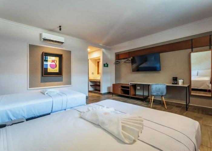 Hotel MID Project