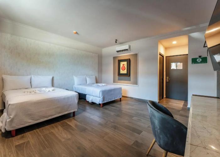 Hotel MID Project