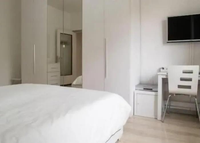 Suzzani Apartment