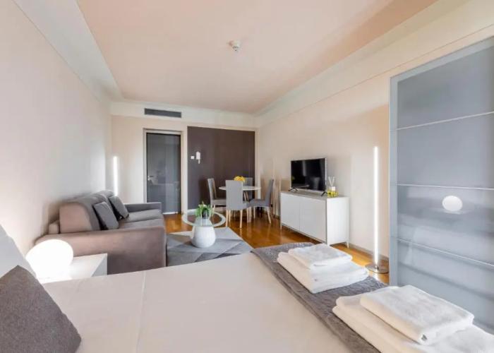 Milan Royal Suites - Centro Duomo
