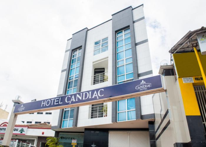Ayenda 1315 Candiac