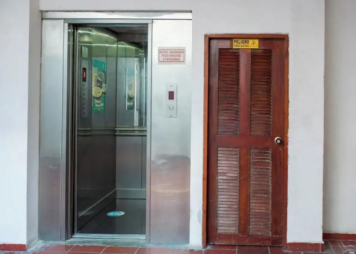Hotel Aquarius