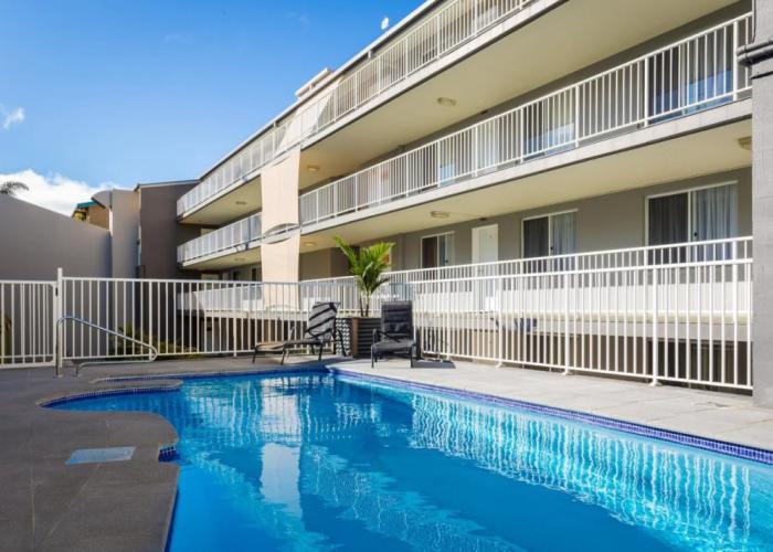 Albacore Apartments
