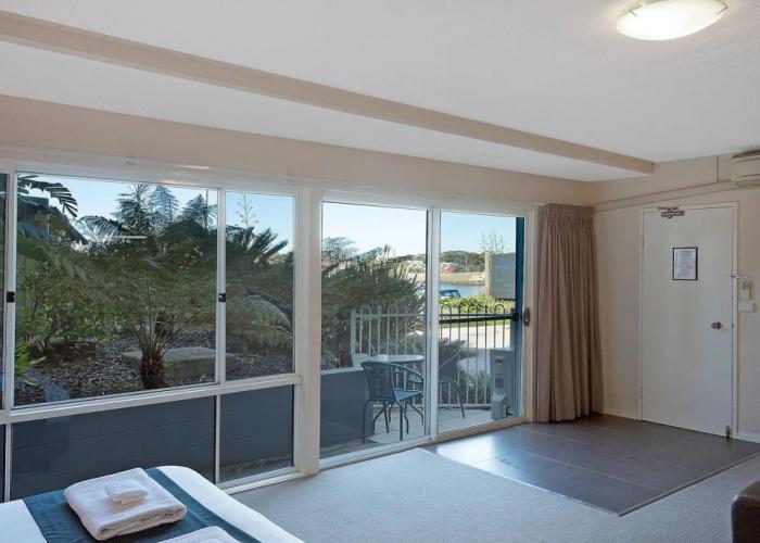 Albacore Apartments