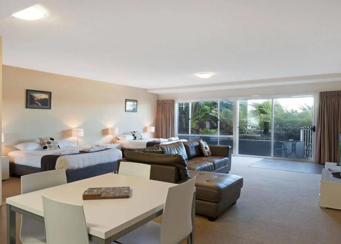 Albacore Apartments