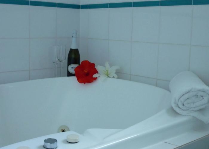 Sapphire Waters Motor Inn