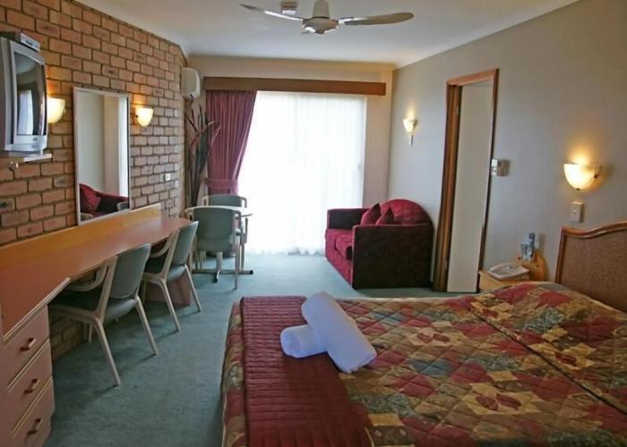 Sapphire Waters Motor Inn