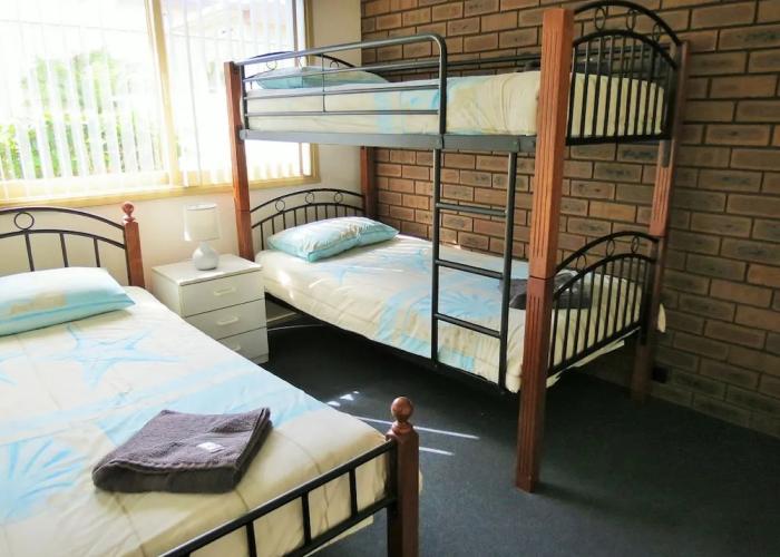 Chapman Court Holiday Units