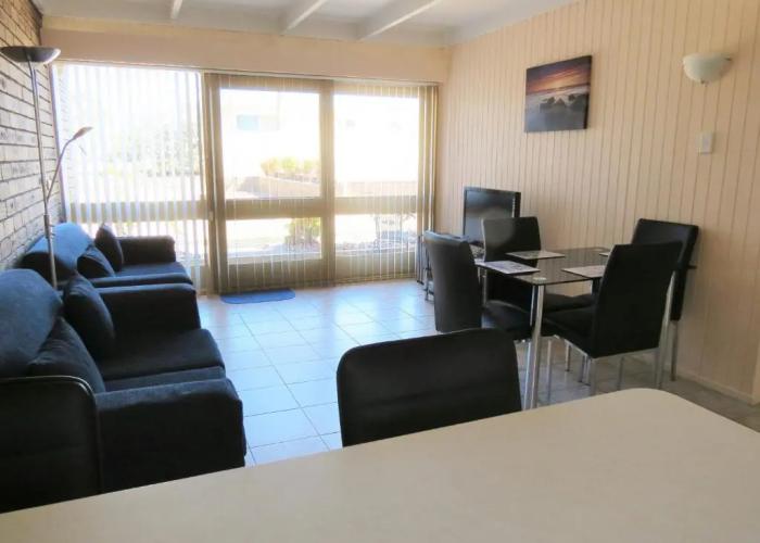 Chapman Court Holiday Units