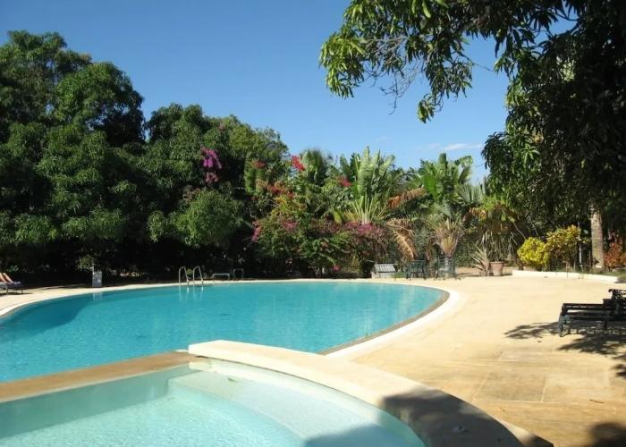 Sunny Hotel Majunga