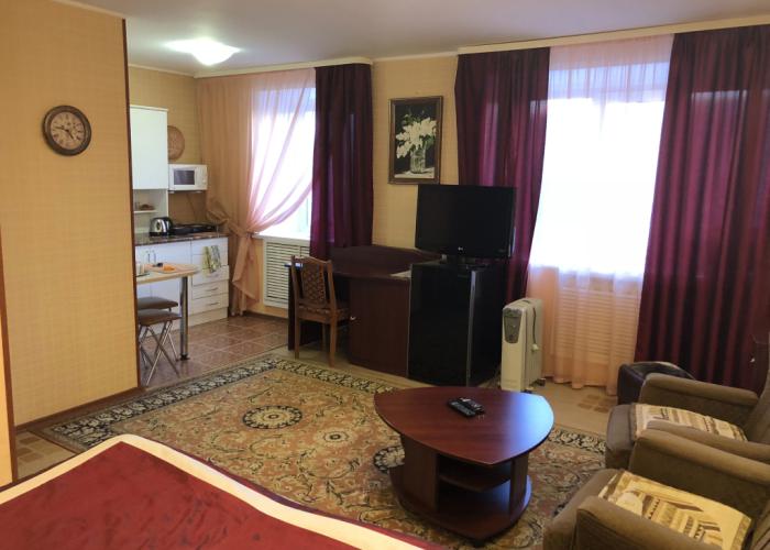 Studio na Lenina 23 Mirnydom Apartments