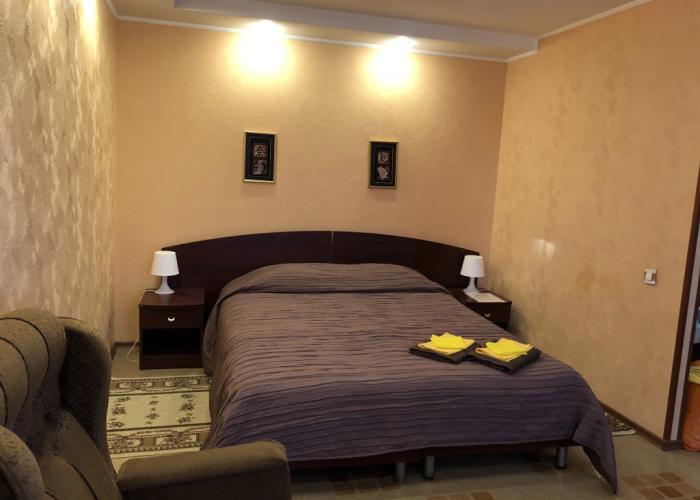 Studio na Lenina 23 Mirnydom Apartments