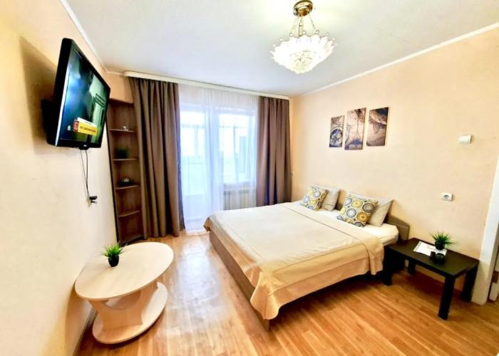 V tsentre na ulice Lenina Apartments