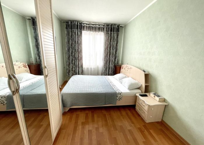 V tsentre na ulice Lenina Apartments