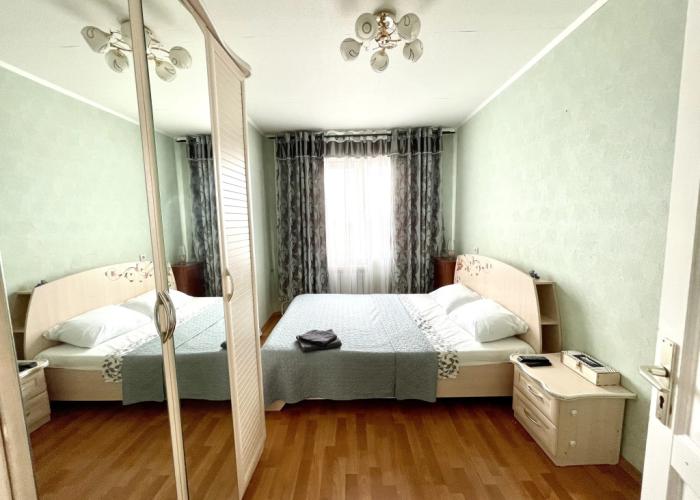 V tsentre na ulice Lenina Apartments