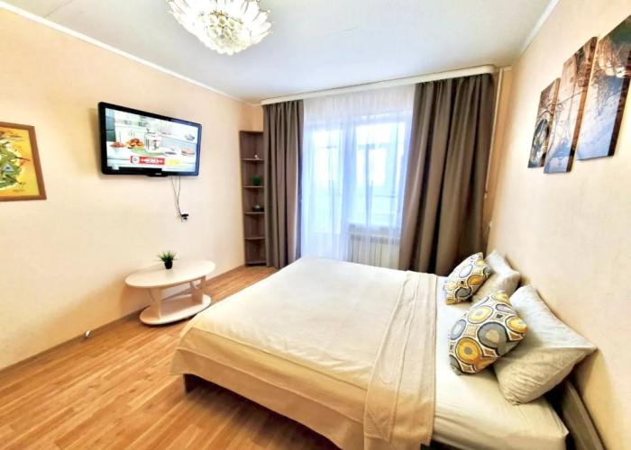 V tsentre na ulice Lenina Apartments